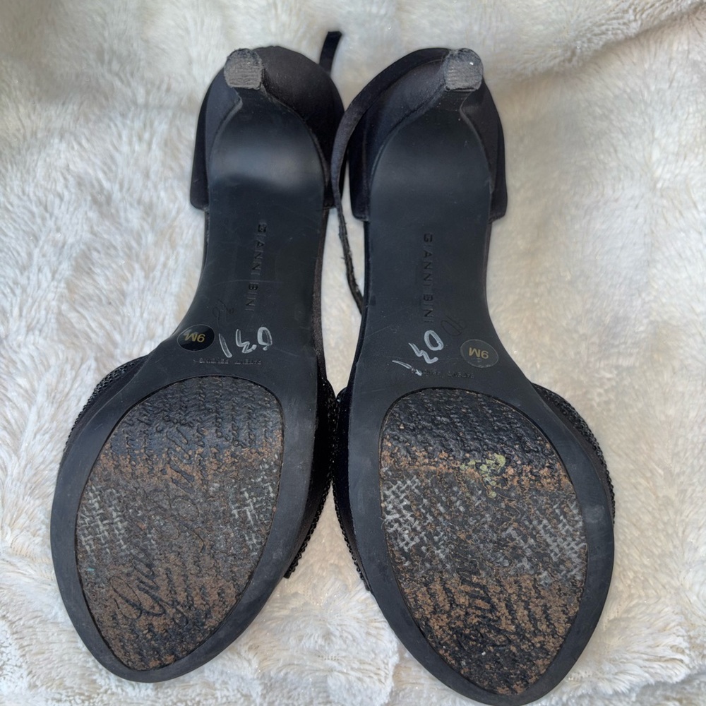 Gianni Bini Black Open-Toe Ankle-Strap Heels with Bow Accent size 9 - Picture 3 of 10